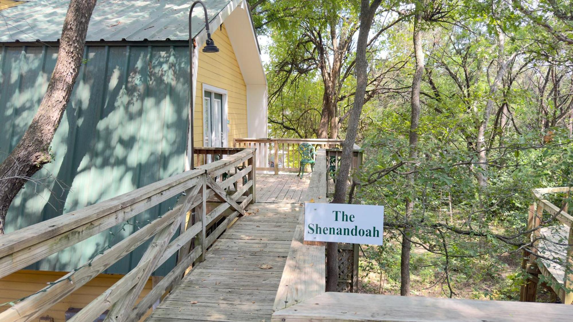 Bed And Breakfast On White Rock Creek 웨이코 외부 사진